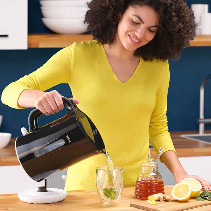 BRAUN Breakfast1 1.7L Water Kettle WK 1100 Black / White